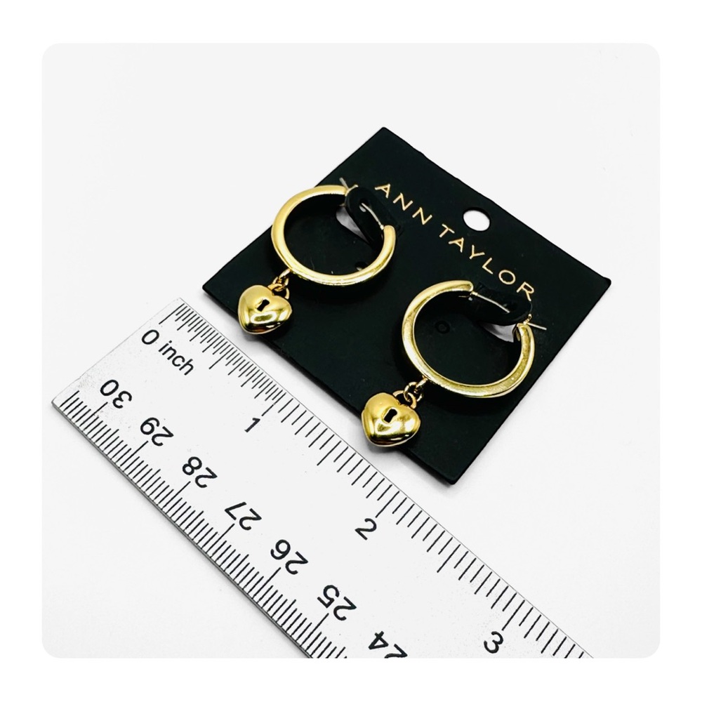 ★ NWT Ann Taylor “heart lock” Hoops - Golden ★ - Picture 13 of 14